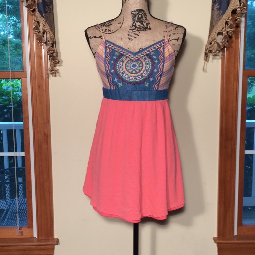 Flying Tomato S Dress. Boho Mandala🌻Host Pick🌻